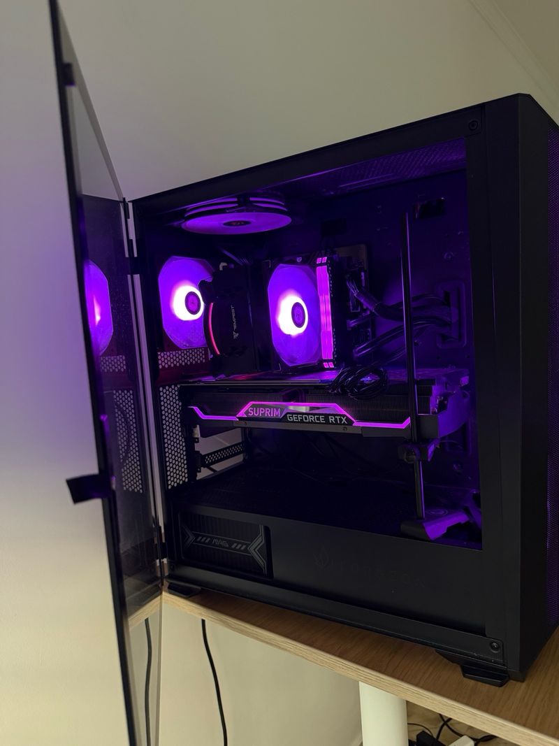 PC Gaming i7 + RTX 3070 Ti + 16 ram. Negociable! afbeelding 4