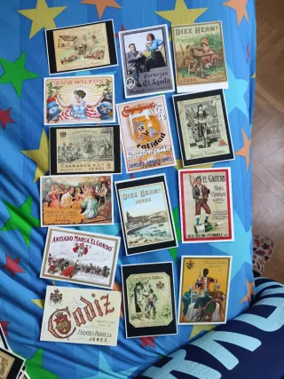 Lote de 129 postales antiguas de licores