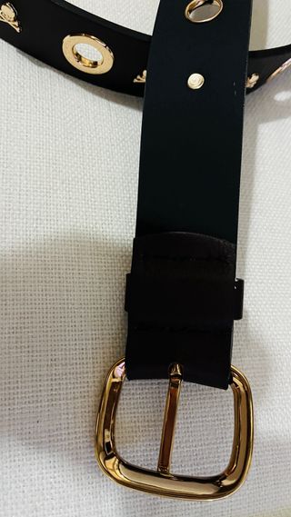 Cinturón piel de la firma SCALPERS