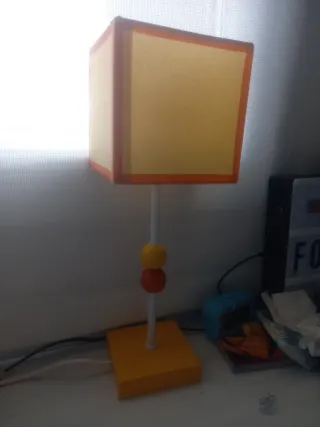 Lámpara de mesa decorativa