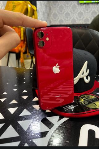iPhone 11 Rosso