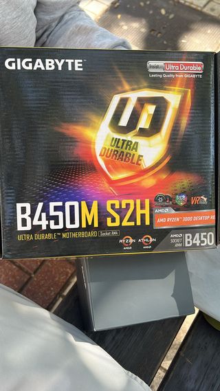 Placa Base Gigabyte B450M S2H