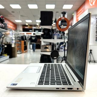 PORTAIL HP ELITEBOOK 845 G7 AMD RYZEN 5 PRO 4650U 16GB RAM 256GB SSD + CARGADOR
