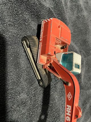 Excavadora O&K RH6 PMS Roja