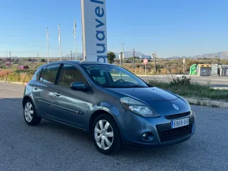 Renault Clio 2011