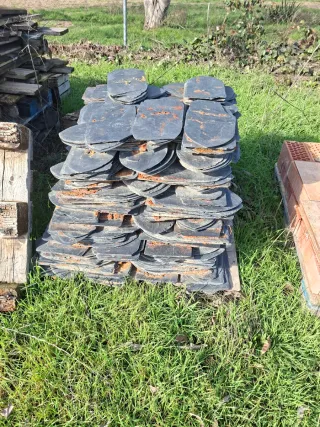 Pizarra natural para tejados hay unas 200 250 piez