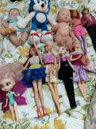 Lote de muñecas antiguas