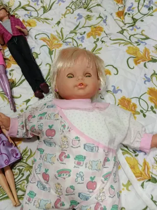 Lote de muñecas antiguas