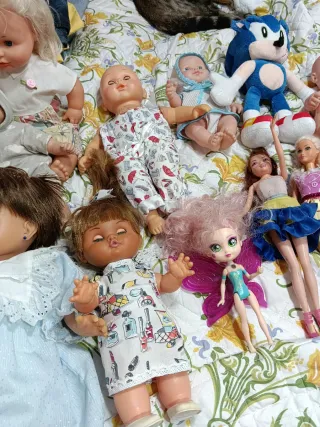 Lote de muñecas antiguas