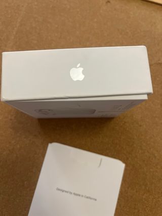 Caja vacía AirPods Apple