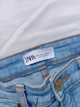 Pantalones vaqueros Zara Talla 38