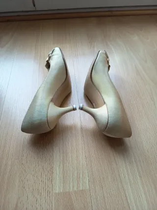 Zapatos Stuart Weitzman Talla 38.5