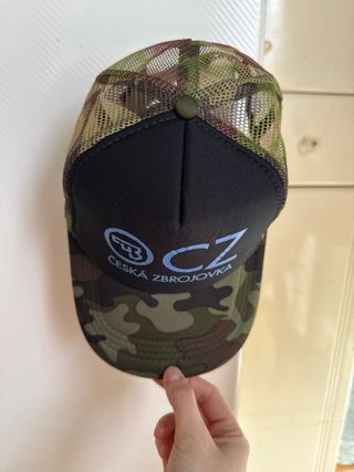 Gorra CZ Camuflaje Negra