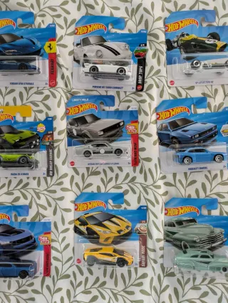 Lote 12 Hot Wheels