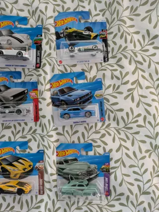 Lote 12 Hot Wheels