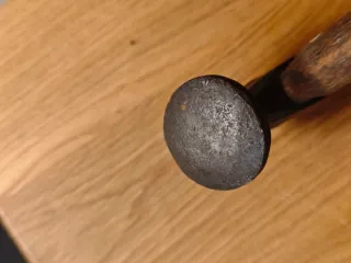 Martillo de zapatero antiguo