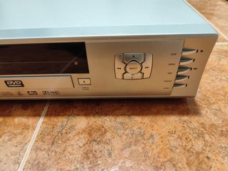 Reproductor DVD Emerson EMD-2100 con mando