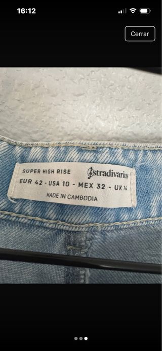 Shorts vaqueros Stradivarius