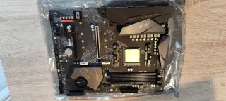 Placa Base Aorus Elite X670 + Ryzen 7 3700x