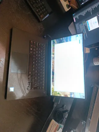 Portátil Dell Precision 5510