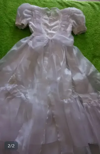Vestido de Comunión Blanco( no es esa marca)