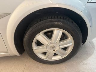 Renault Megane Coupe-cabr. Luxe Dynamique 1.9dCi