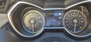 Yamaha XMAX tech max 125cc