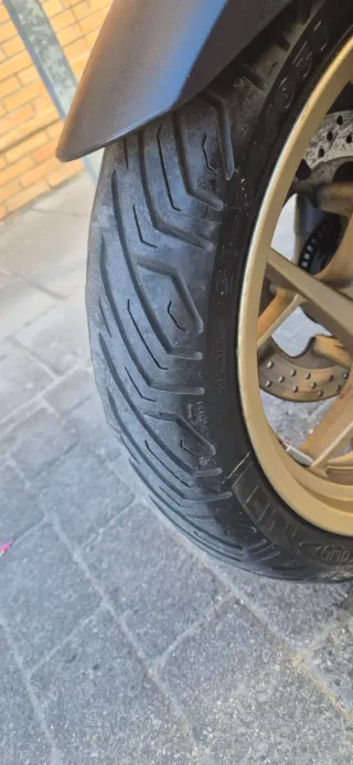 Yamaha XMAX tech max 125cc