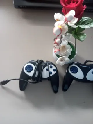 2 Mandos Thrustmaster Antiguos