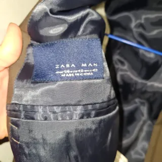 Traje de hombre marrón