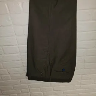 Traje de hombre marrón