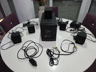 Altavoces 5.1 Creative DTT 2200