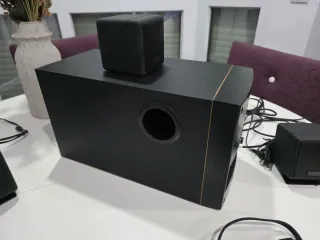 Altavoces 5.1 Creative DTT 2200