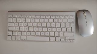 iMac 21,5” i5, 8GB RAM, 1TB, ideal teletrabajo