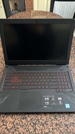 Portátil Gaming Asus FX504GM Negro/Rojo