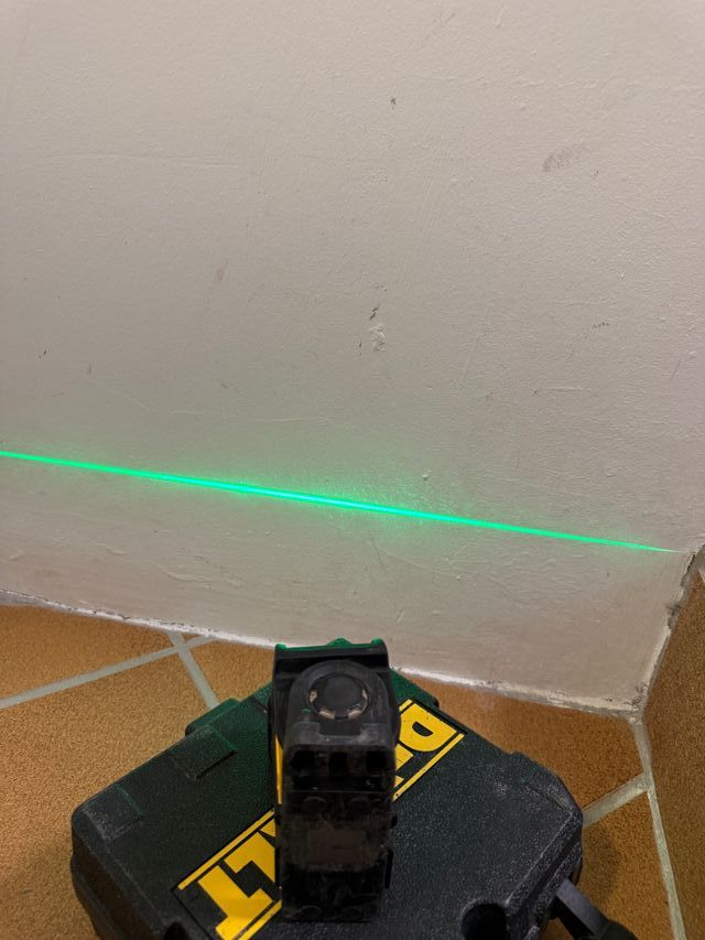 Livello laser Dewalt DW088CG laser verde