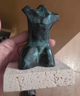 Escultura Alfonso Amaya mármol y piedra