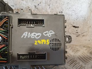 CAJA RELES / FUSIBLES CHEVROLET AVEO BERLINA 6374XDI9210396