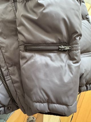 Abrigo plumífero caballero color gris