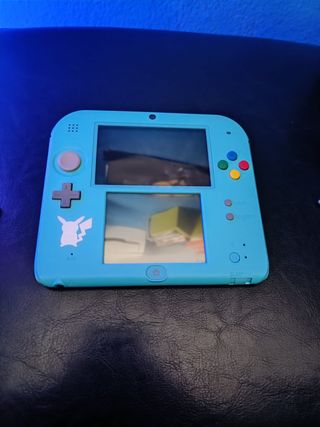 Nintendo 2DS Edición Limitada Pokémon Luna