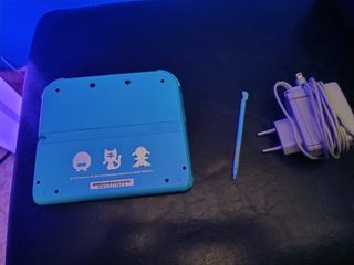 Nintendo 2DS Edición Limitada Pokémon Luna