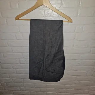 Traje de hombre gris