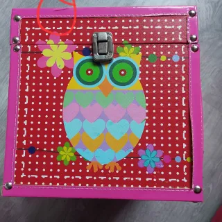 Caja de madera con tapa