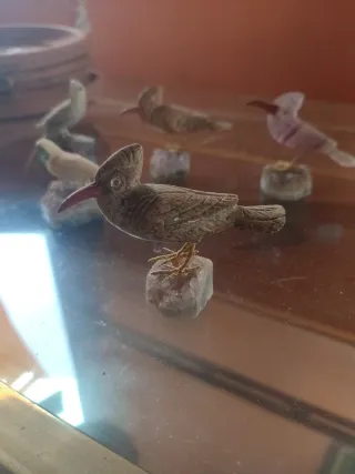 Colección de pájaros de cuarzo y amatista