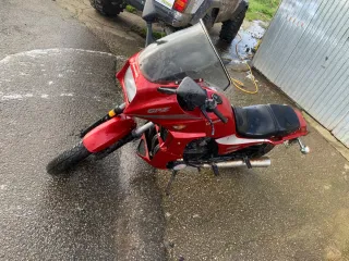 Kawasaki GPZ 400 Sport Roja