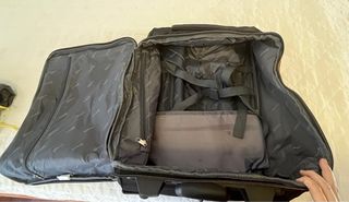 Maleta Pangea de cabina Negra con Ruedas