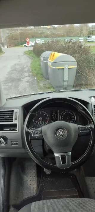 Volkswagen Caravelle 2014