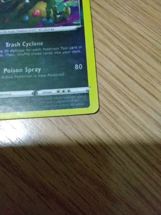 Carta Pokémon Garbodor Arcoíris