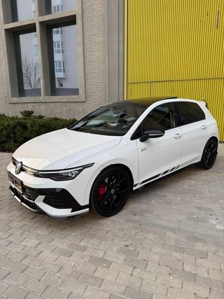 Volkswagen Golf GTI CLUBSPORT 8.5