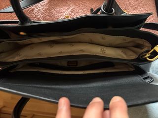 Bolso Guess Negro amplio 3 compartimentos